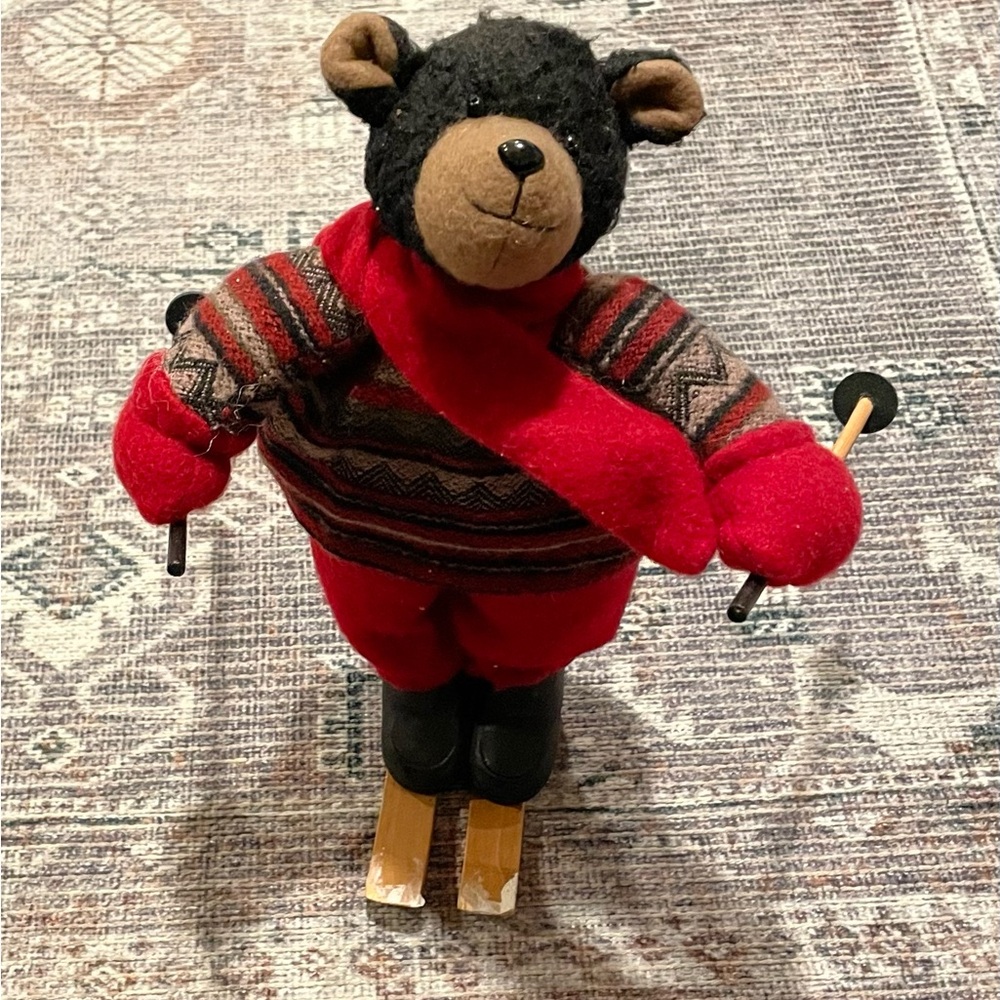 Skiing winter bear